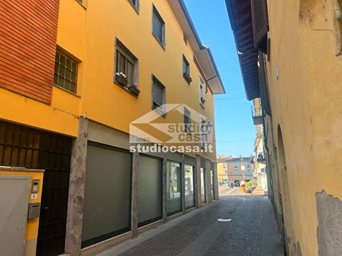 Appartamento bilocale in vendita in Via Donizett, Verdello