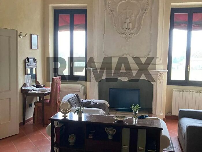 Appartamento trilocale in affitto in Piazza San Giorgio, Ferrara