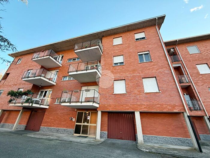 Appartamento con 5 locali in vendita in Viale Papa Giovanni XXIII, Ivrea