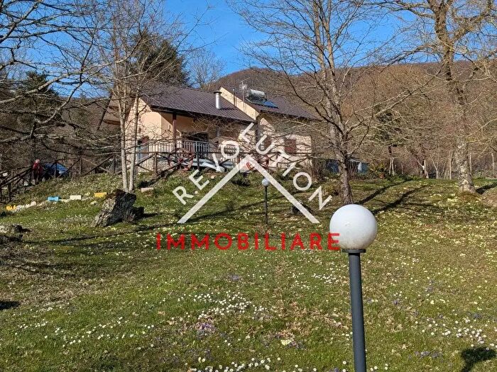 Casa con 5 locali in vendita in Via Bocca Trabaria, San Giustino