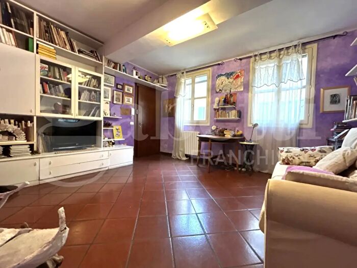 Appartamento quadrilocale in vendita in Rua Pioppa, Modena