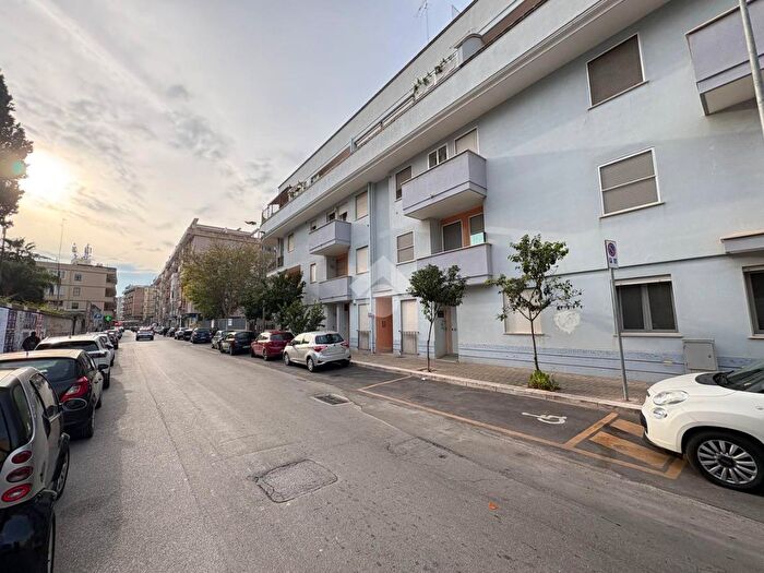 Appartamento quadrilocale in vendita in Via Cappuccini, Brindisi