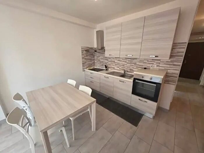 Appartamento trilocale in affitto in Viale Giovanni Pascoli, Comacchio