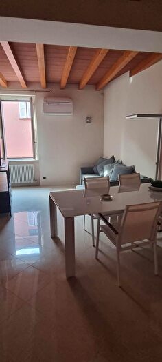 Appartamento bilocale in vendita in Stradone Farnese, Piacenza