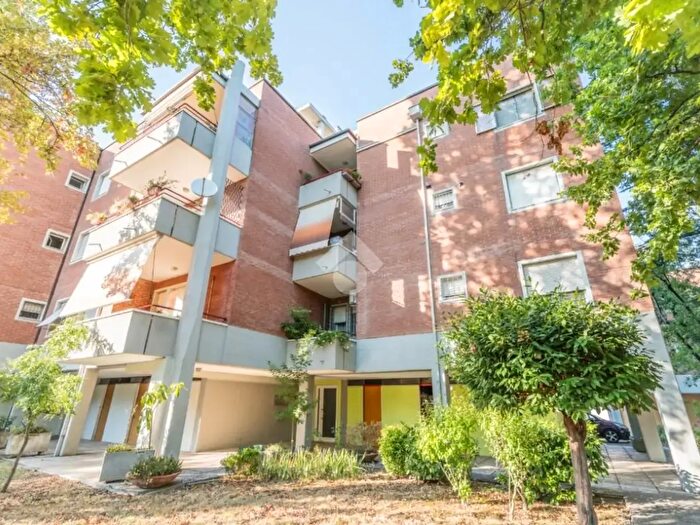 Appartamento quadrilocale in vendita in Via Flavia Casadei, Rimini