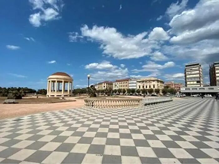 Appartamento quadrilocale in vendita in Livorno