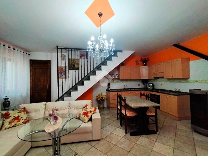 Casa trilocale in affitto in Località Giove, Valtopina