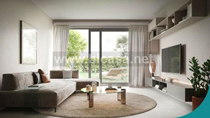 Appartamento trilocale in vendita in Via dei Frassini, Pesaro