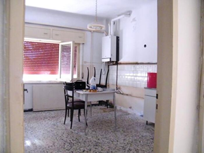 Casa quadrilocale in vendita in Via Gioacchino Rossini, Jesi