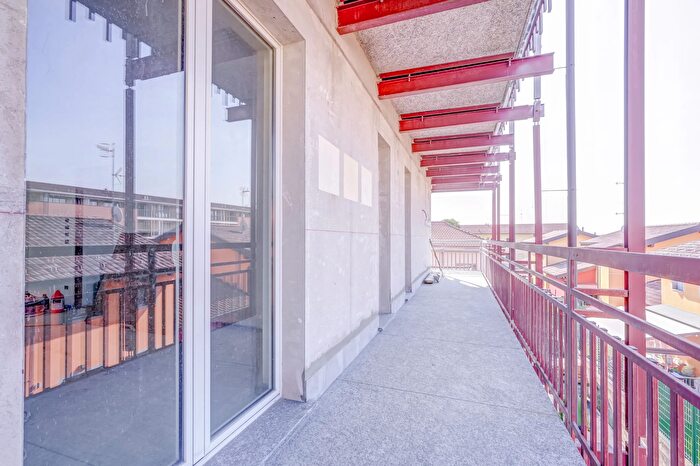 Appartamento trilocale in vendita in Via V Bellini, Cardano Al Campo