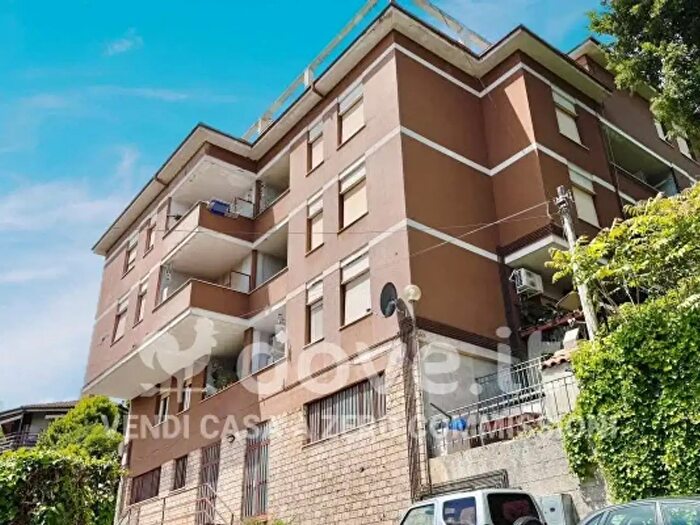 Appartamento trilocale in vendita in Via Principe di Piemonte, Colli Sul Velino