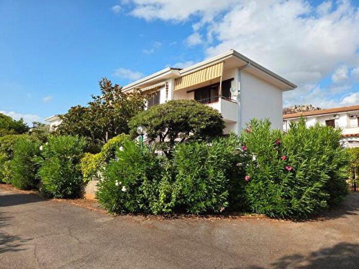 Appartamento quadrilocale in vendita in Via Scaglione, Diamante