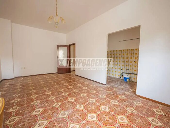 Appartamento trilocale in vendita in Via Isonzo, Morrovalle