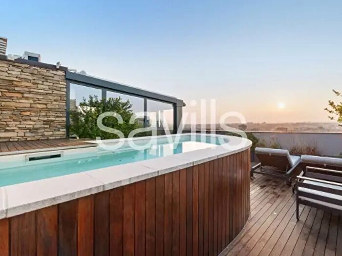 Appartamento trilocale in vendita in Via Gargano, Milano