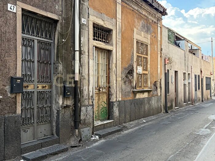Casa bilocale in vendita in Via Carlo Forlanini, Catania