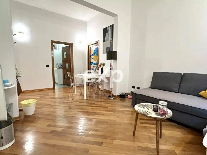 Appartamento quadrilocale in vendita in Via del Ponte all'Asse, Firenze