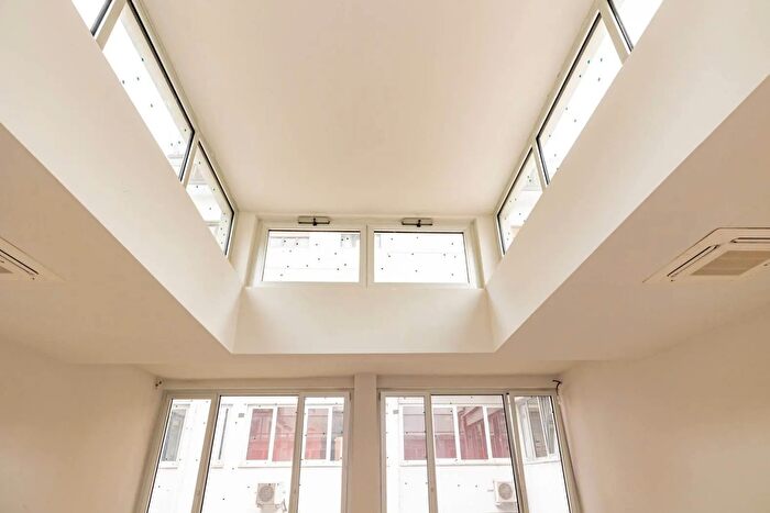 Appartamento quadrilocale in vendita in Via Paolo Pallia Milano, Milano