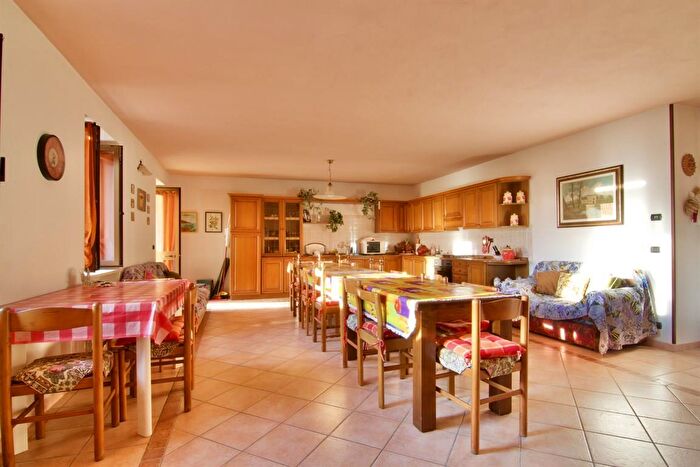 Appartamento quadrilocale in vendita in Badia Calavena