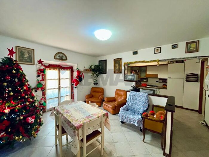 Appartamento trilocale in vendita in Cairo Montenotte