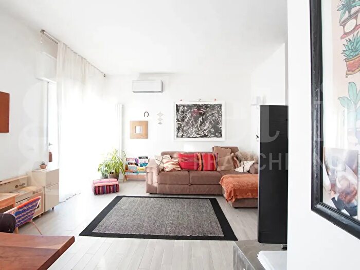 Appartamento quadrilocale in vendita in Via Vallon, Venezia