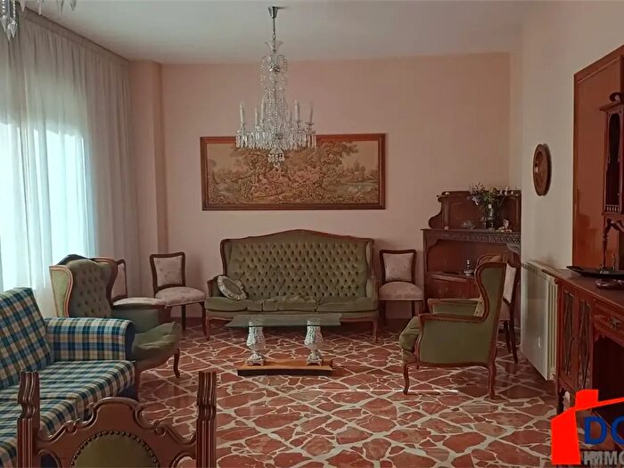 Appartamento con 6 locali in vendita in Alcamo