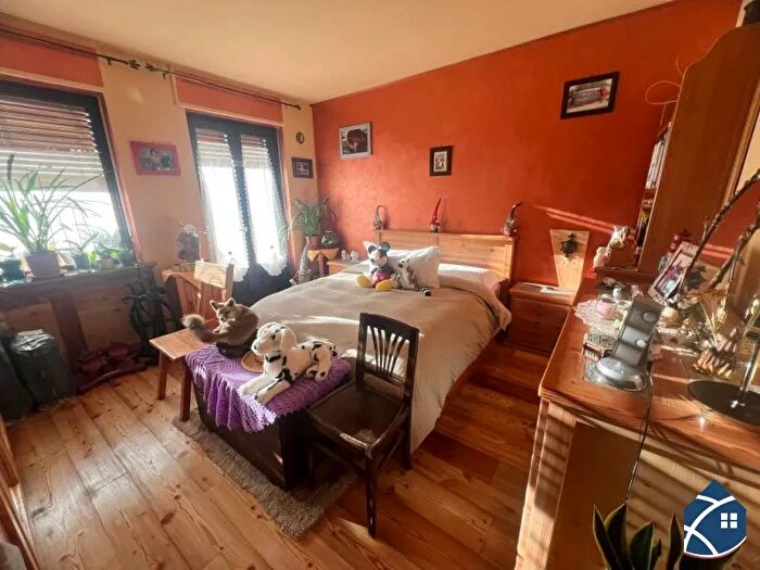 Appartamento trilocale in vendita in Pomaretto Via Carlo Alberto, Pomaretto