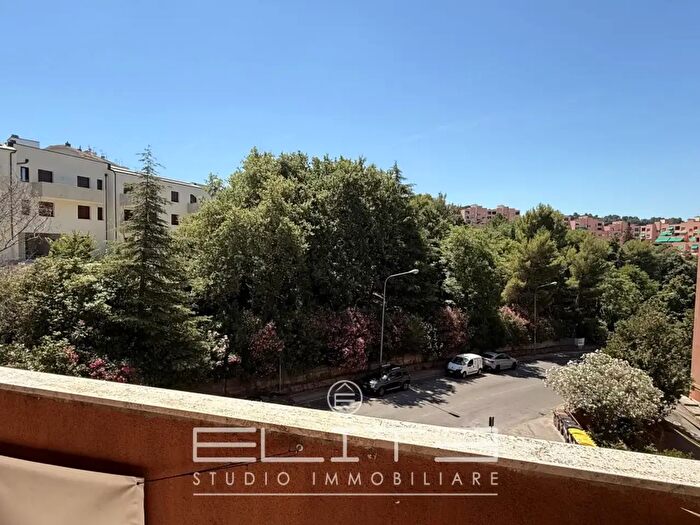 Appartamento quadrilocale in vendita in Via Ungaretti, Ancona