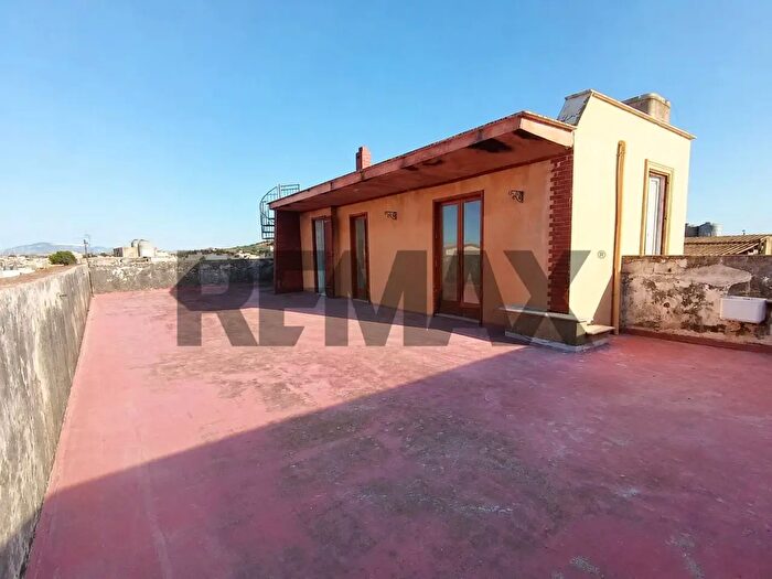 Appartamento con 7 locali in vendita in Via Torrearsa, Paceco