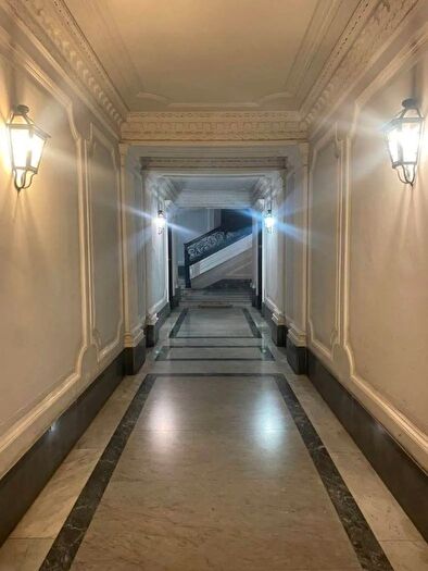 Appartamento bilocale in affitto in Via degli Avignonesi, Roma