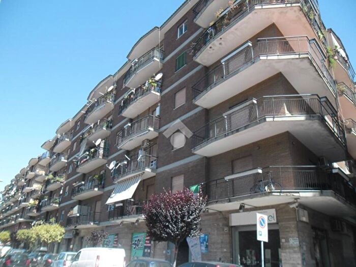 Appartamento bilocale in affitto in Viale abramo lincoln, Lincoln, Caserta