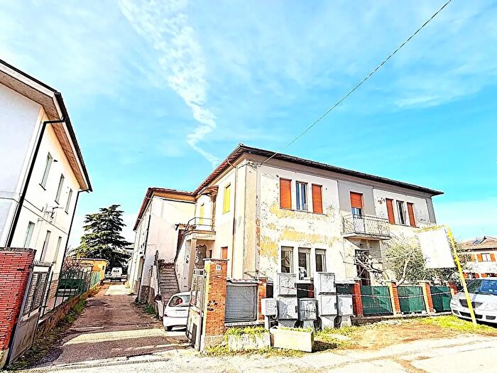 Appartamento con 8 locali in vendita in Via Angelo Maria Ricci, Rieti