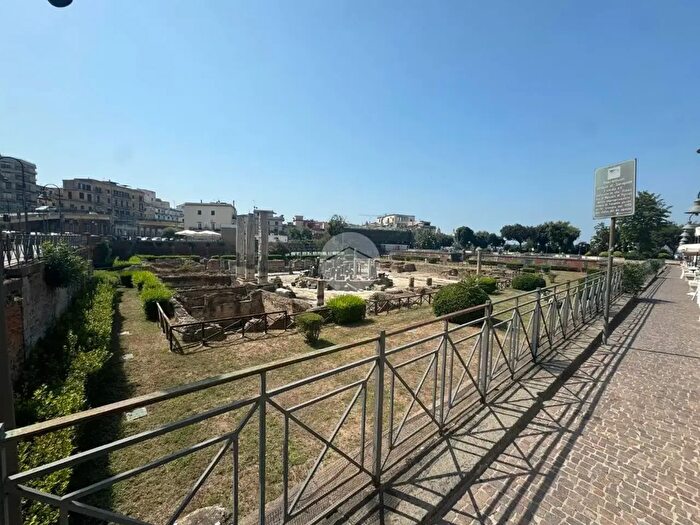 Appartamento bilocale in affitto in Via G Pergolesi, Pozzuoli