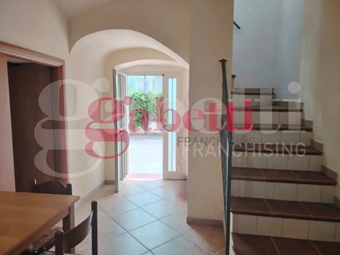 Appartamento trilocale in affitto in Via Borgo SN, Pozzilli