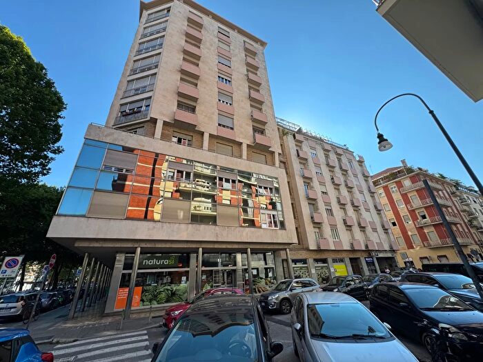 Appartamento quadrilocale in vendita in Via Genovesi, Torino