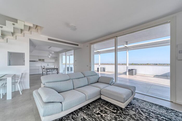 Appartamento con 5 locali in vendita in Via Armando Diaz, Vigonza