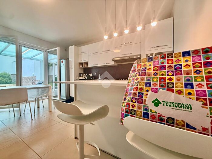 Appartamento quadrilocale in vendita in Via Vittorio Veneto, Monopoli