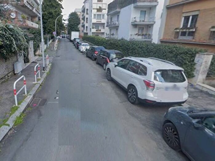 Appartamento trilocale in affitto in Via Marco Besso, Vigna Clara Vigna Stelluti, Roma