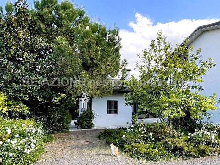 Casa trilocale in affitto in Via Uberto Breganze, Anconetta, Vicenza