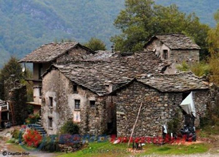 Casa quadrilocale in vendita in Via Roma, Torino