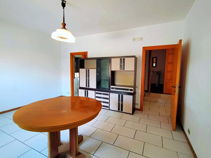 Appartamento trilocale in vendita in Monte Urano