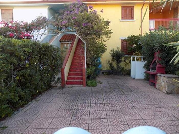 Appartamento trilocale in vendita in Via Baronia, Posada