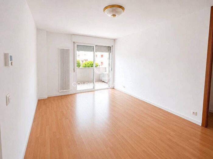Appartamento trilocale in affitto in Viale Milano, Centro, Riccione