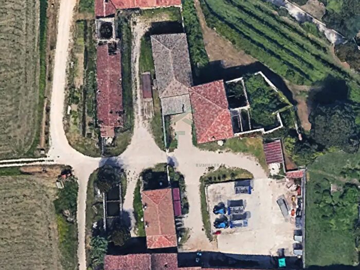 Casa con 12 locali in vendita in Via Corte, Sona
