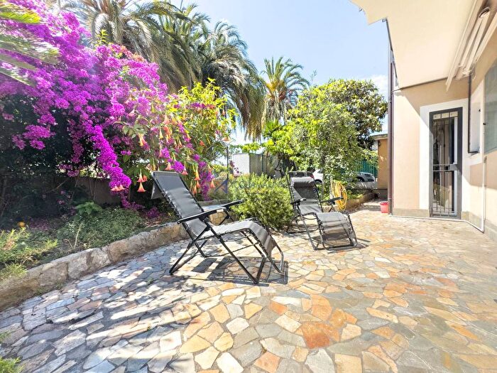 Appartamento bilocale in affitto in Della Scala, Via Romana, Bordighera