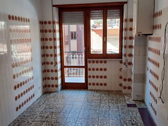 Appartamento con 6 locali in affitto in Via Giacomo Matteotti, Centro, Itri