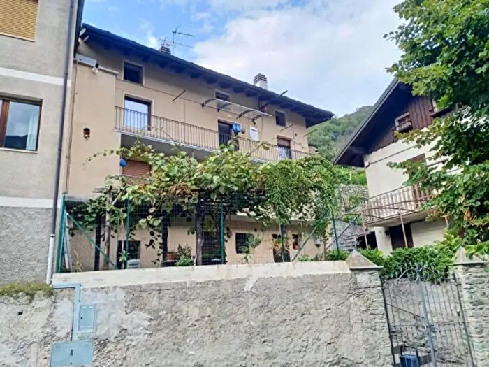 Appartamento bilocale in vendita in Rue éMile Chanoux, Chambave