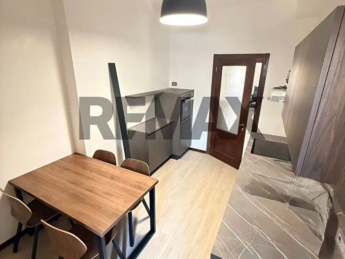 Appartamento quadrilocale in affitto in Via Pietro Verri, Pavia