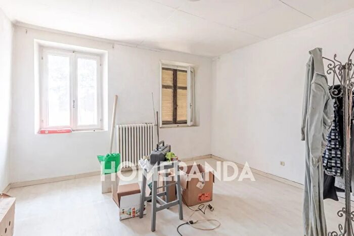 Case in Vendita e in Affitto - 2