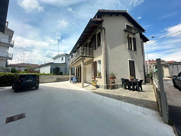 Appartamento bilocale in affitto in Via Boves, Centro, Borgo San Dalmazzo
