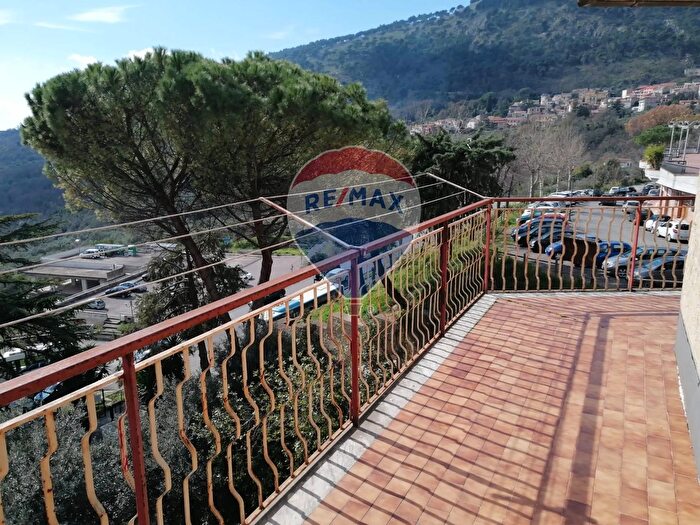 Appartamento quadrilocale in vendita in Castelforte